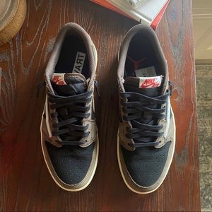 Travis Scott low mocha